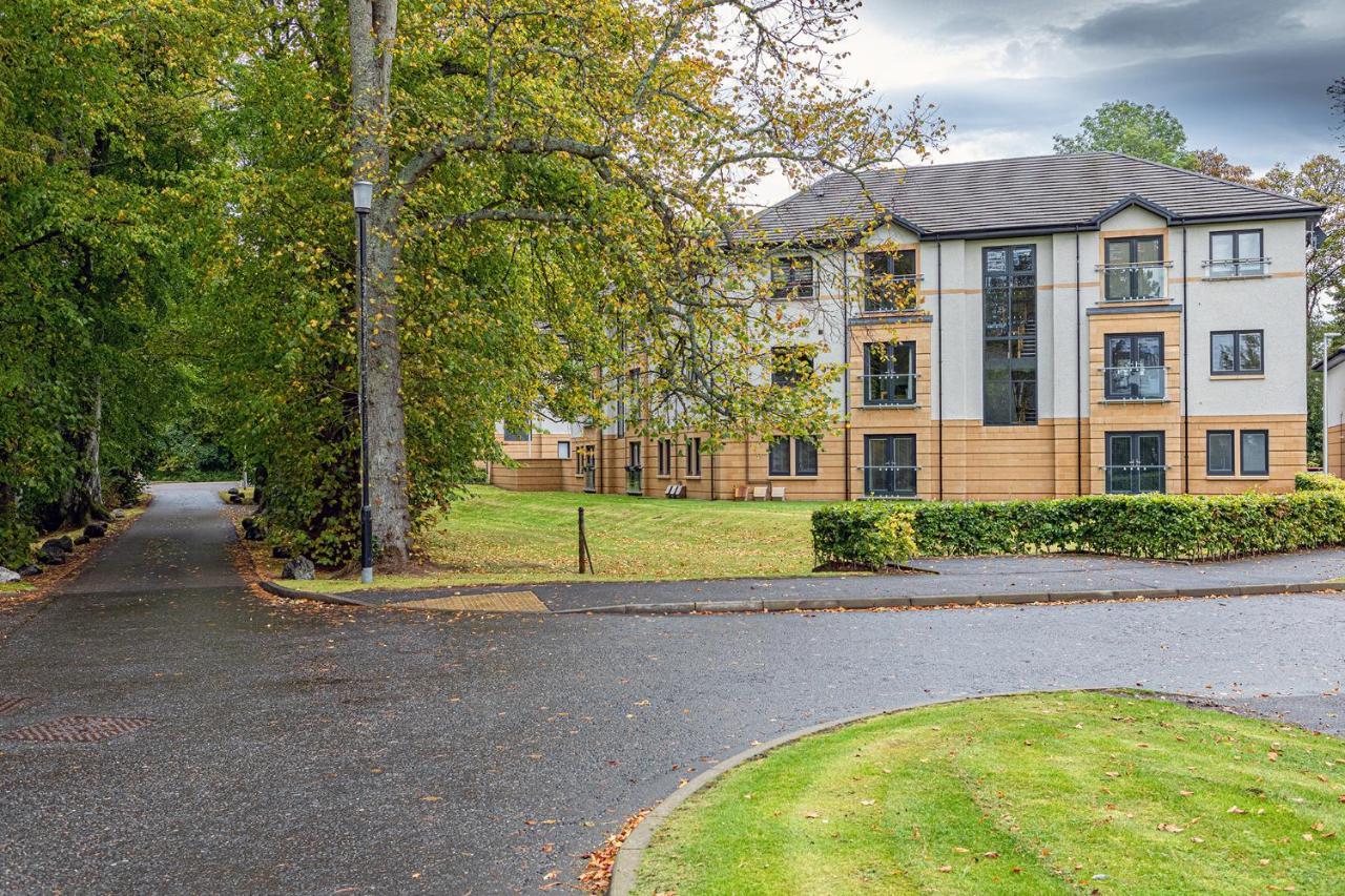 Hedgefield House - Serene Top Floor Flat 因弗内斯 外观 照片