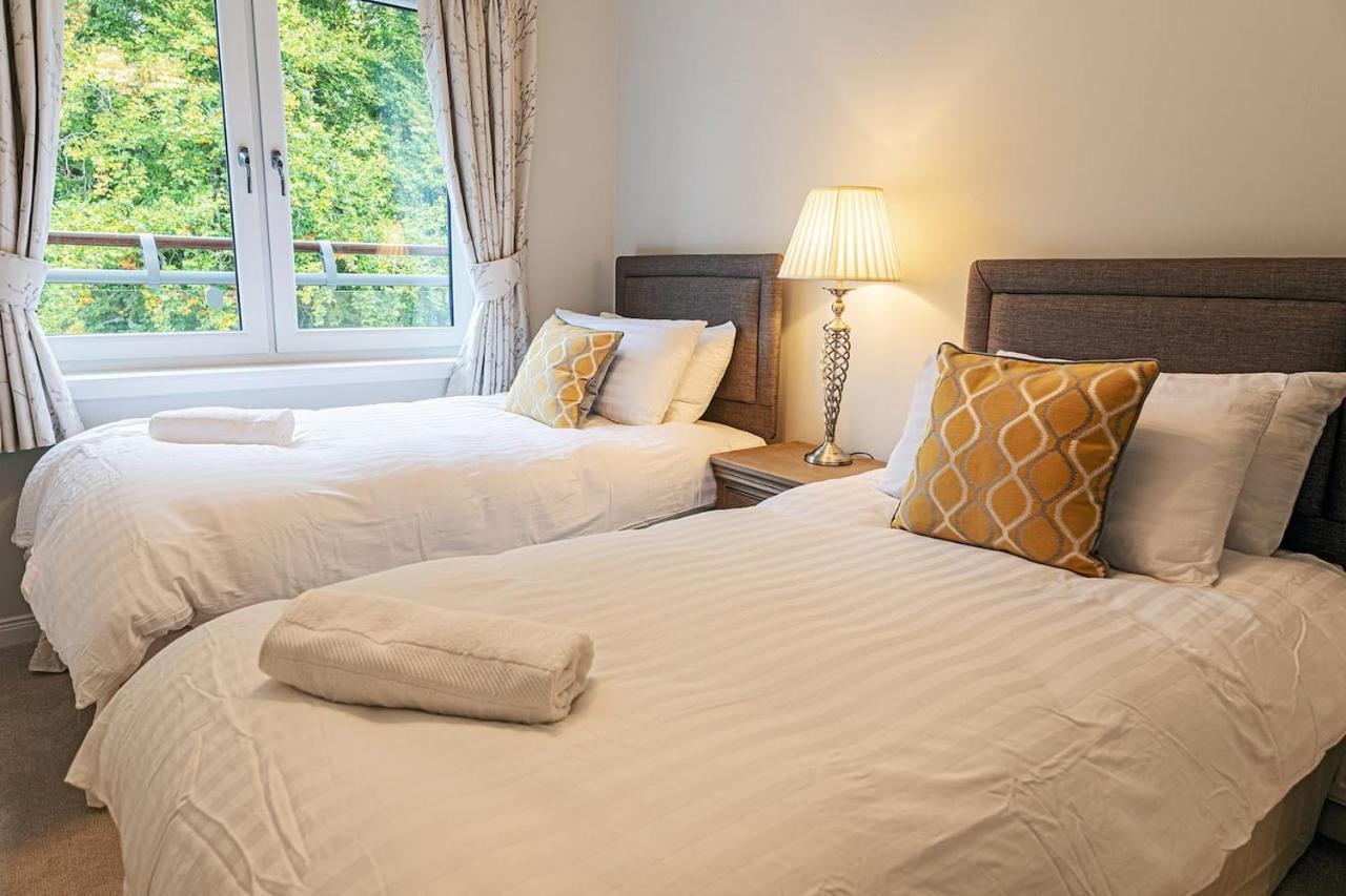 Hedgefield House - Serene Top Floor Flat 因弗内斯 外观 照片